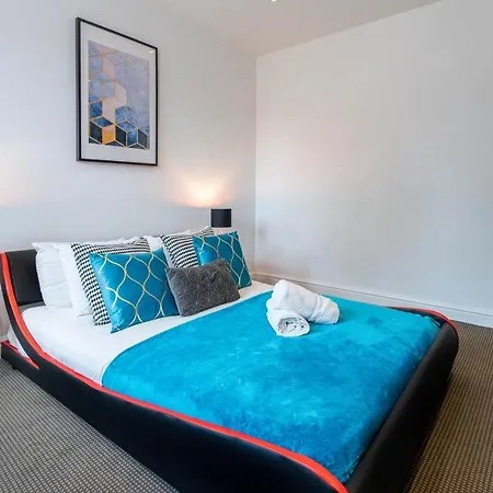Haus Luxury - Perry Barr - Parking - Smart Tv - Wifi - Rated Apartament